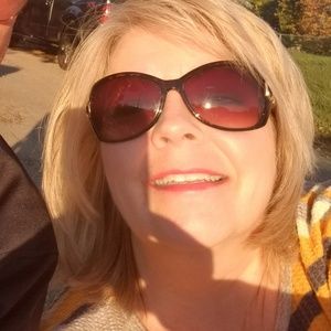 Meet your Posher, Julianne